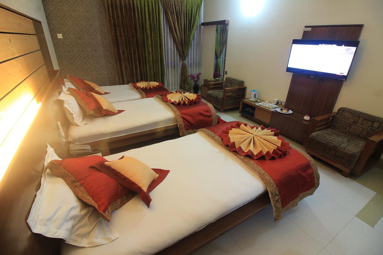 Tiger Garden Int Hotel Khulna ภายนอก รูปภาพ