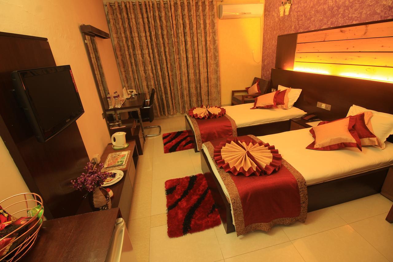 Tiger Garden Int Hotel Khulna ภายนอก รูปภาพ