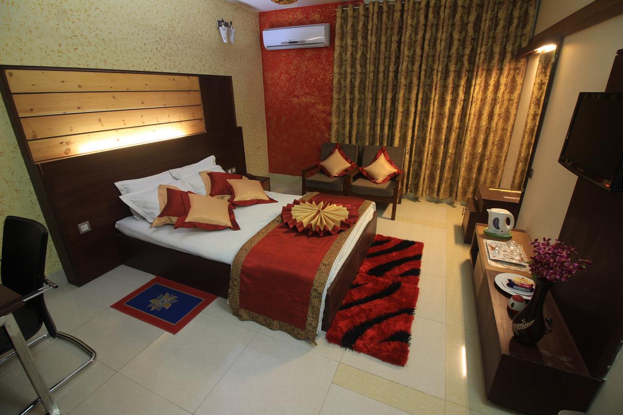 Tiger Garden Int Hotel Khulna ภายนอก รูปภาพ